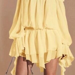 Yellow off the shoulder mini dress Shein New NWT Size 6 (medium)